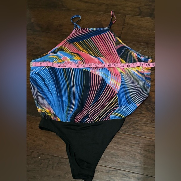 Hello Miss Multi Color Bodysuit! Size Large Made is the US NWOT - Picture 8 of 9